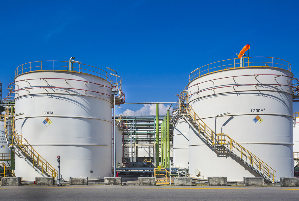 2 Types of the Roof Storage Tanks in Oil and Gas Industry
